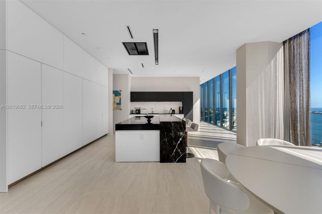 1000 Biscayne Blvd , Unit 5101, Miami, FL 33132 Photo