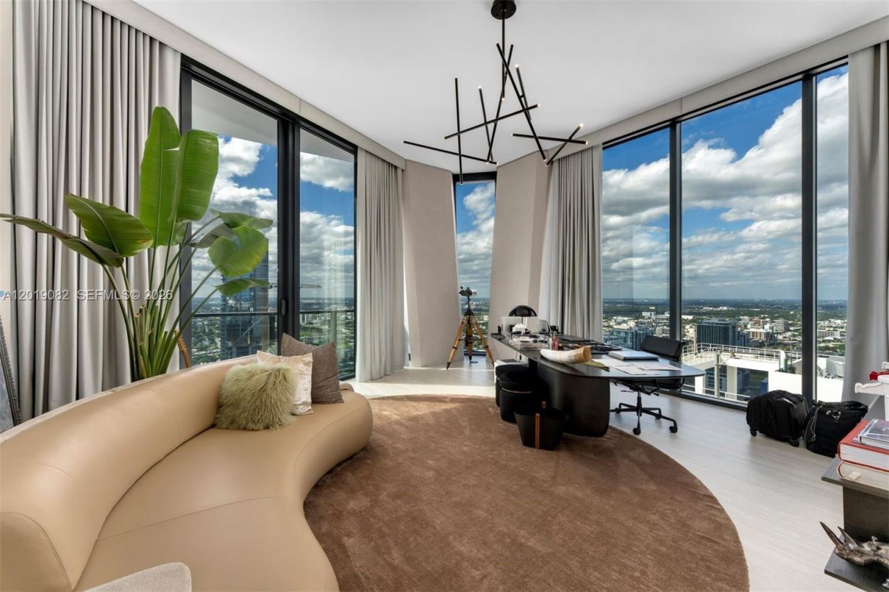 1000 Biscayne Blvd , Unit 5101, Miami, FL 33132 Photo