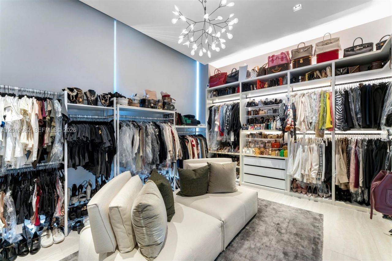 1000 Biscayne Blvd , Unit 5101, Miami, FL 33132 Photo