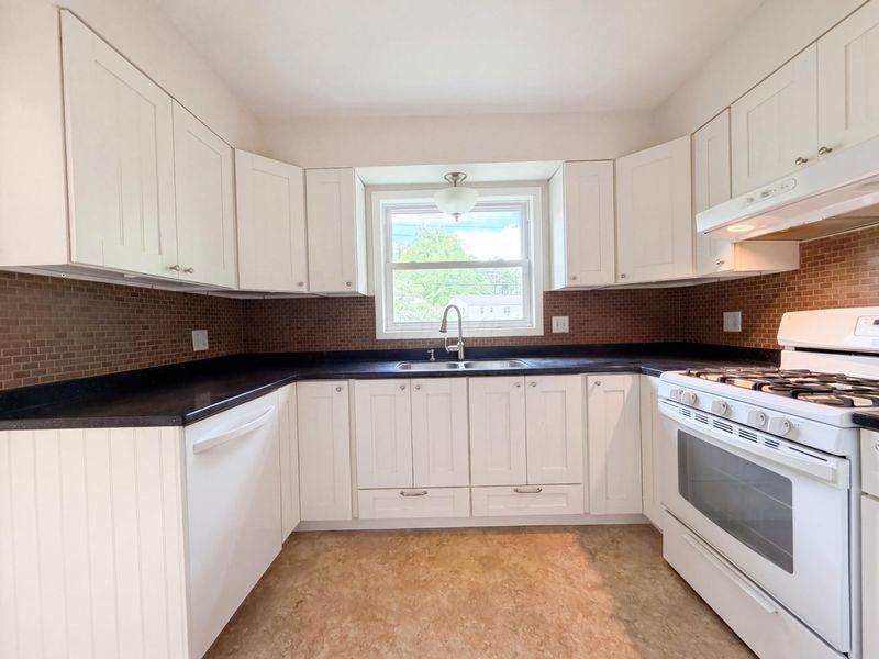 325 Kanawha Road , Lancaster, OH 43130 Photo 11