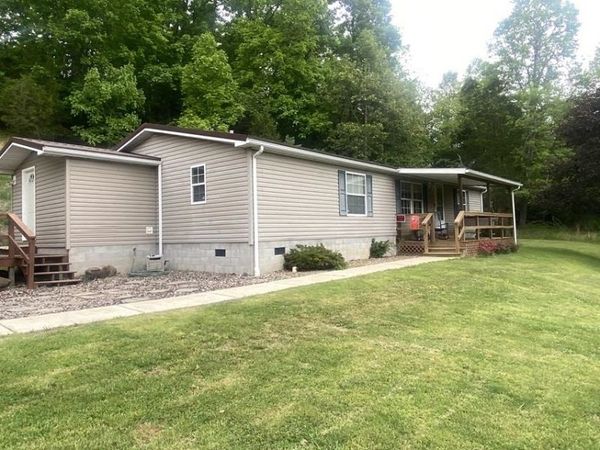 8409 Alley , Catlettsburg, KY 41129
