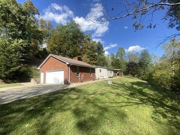 8409 Alley , Catlettsburg, KY 41129