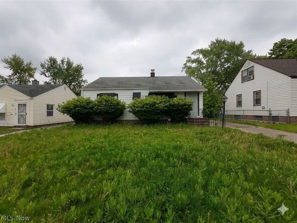 3915 E 189th Street , Cleveland, OH 44122