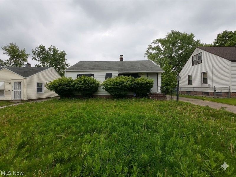 3915 E 189th Street, Cleveland, OH 44122 Photo 1