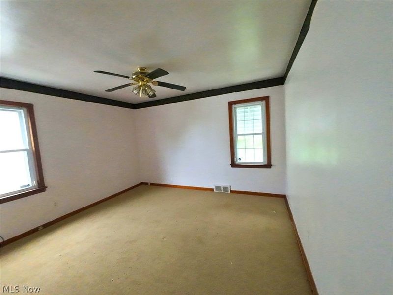 3915 E 189th Street, Cleveland, OH 44122 Photo 6
