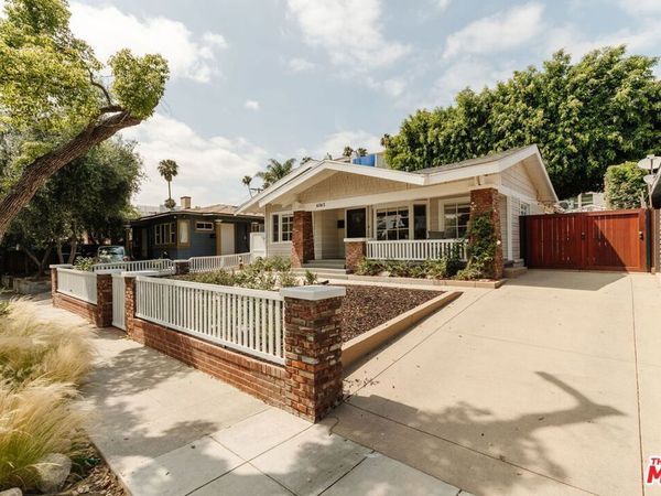 6065 Selma Avenue, Los Angeles, CA 90028