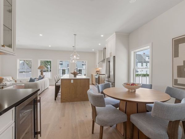 326 Lowell Street, Unit 1, Somerville, MA 02145