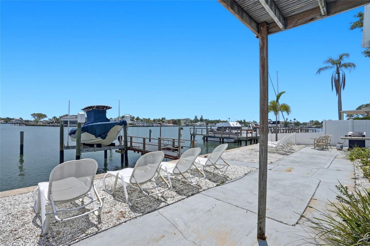 2311 Bay Boulevard, Indian Rocks Beach, FL 33785 Photo