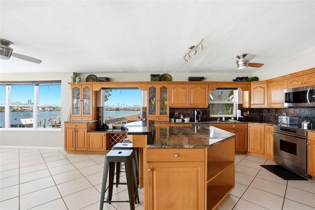 2311 Bay Boulevard, Indian Rocks Beach, FL 33785 Photo