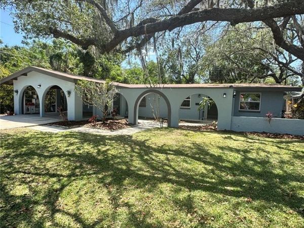250 CEDARWOOD DRIVE, MAITLAND, FL 32751