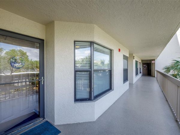 1316 PASADENA AVENUE S, Unit 206, SOUTH PASADENA, FL 33707
