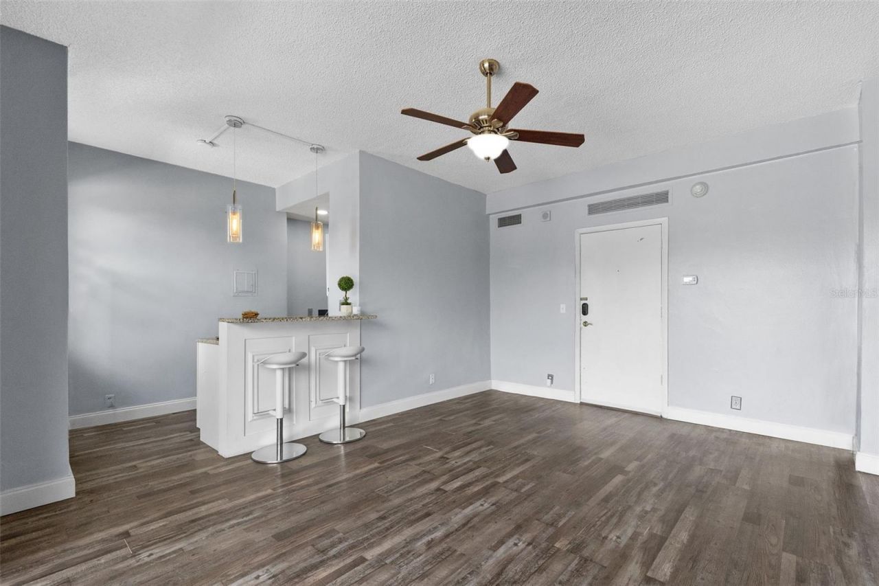 2109 Bayshore Boulevard, Unit 205, Tampa, FL 33606 Photo