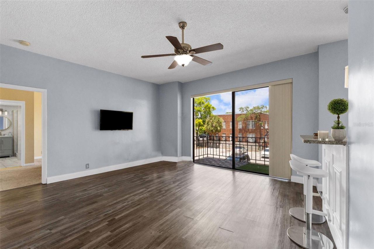 2109 Bayshore Boulevard, Unit 205, Tampa, FL 33606 Photo