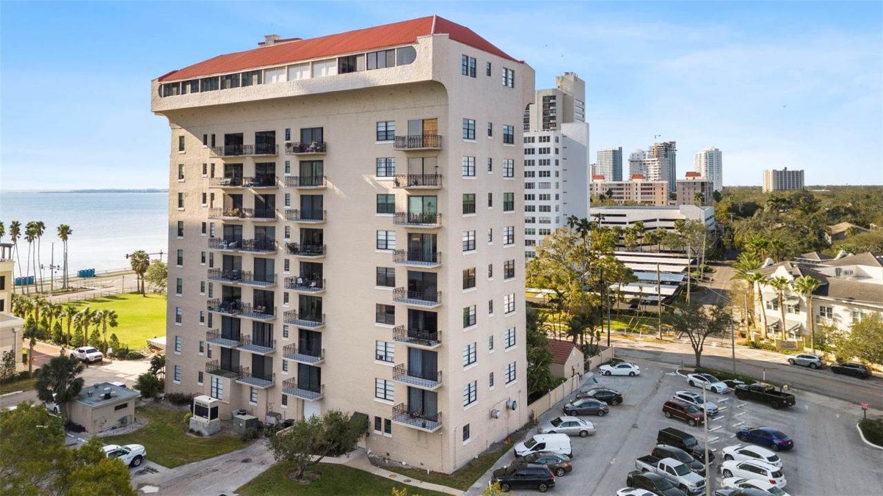 2109 Bayshore Boulevard, Unit 205, Tampa, FL 33606 Photo