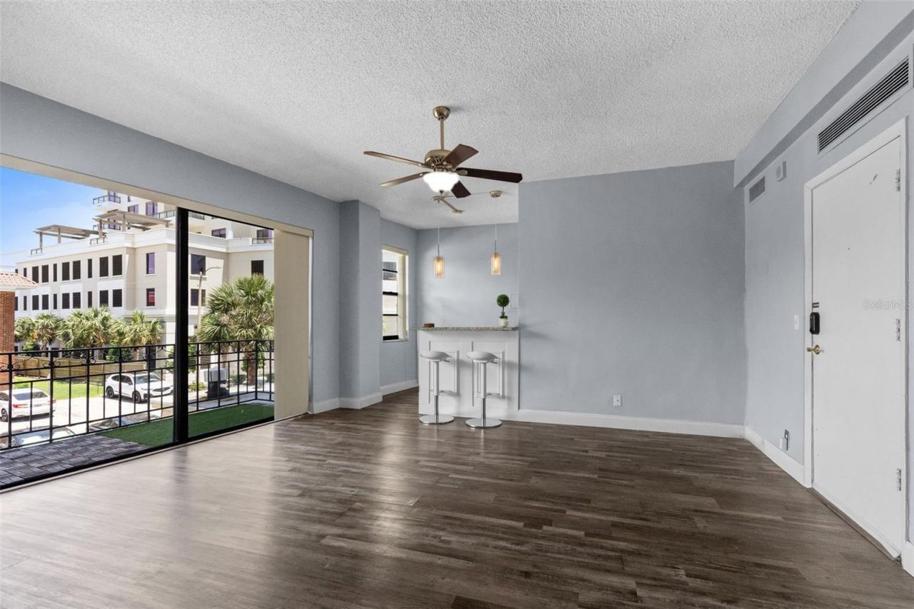 2109 Bayshore Boulevard, Unit 205, Tampa, FL 33606 Photo