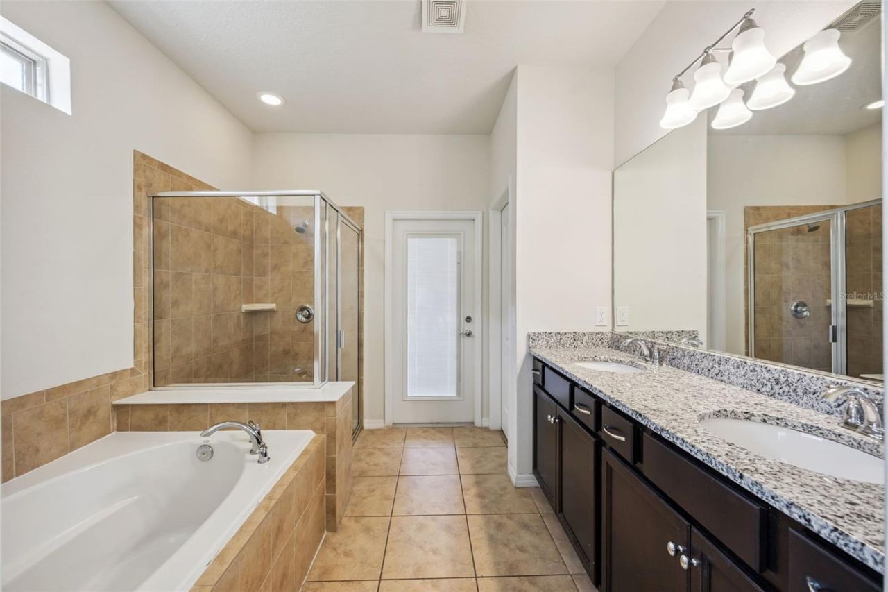 8875 Qin Loop, Kissimmee, FL 34747 Photo