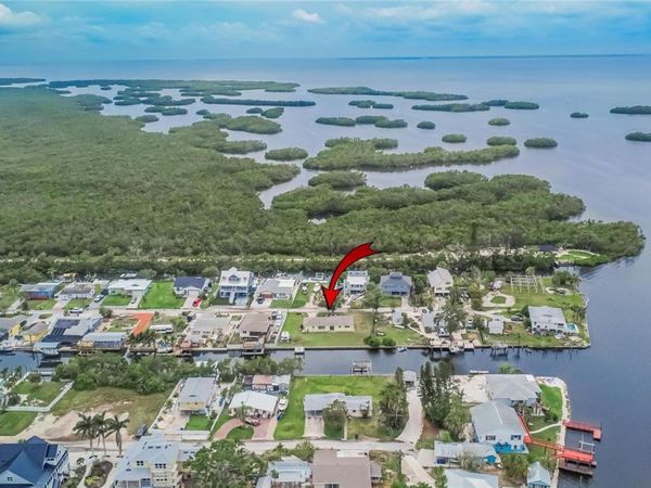 814 SEABREEZE DRIVE , RUSKIN, FL 33570