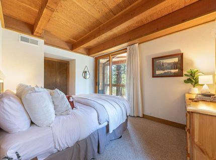 5104 Gold Bend, Truckee, CA 96161 Photo