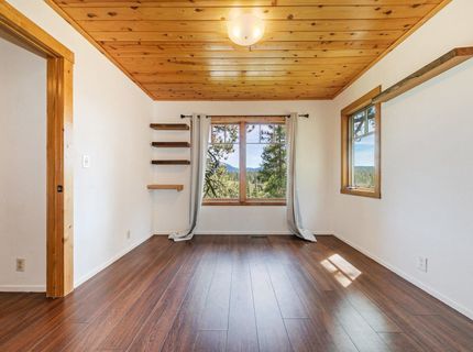 10146 Olympic Boulevard, Truckee, CA 96161 Photo