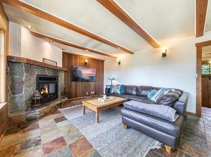 10146 Olympic Boulevard, Truckee, CA 96161 Photo