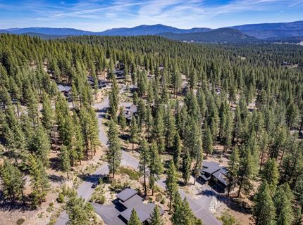 11729 Coburn Drive, Truckee, CA 96161 Photo