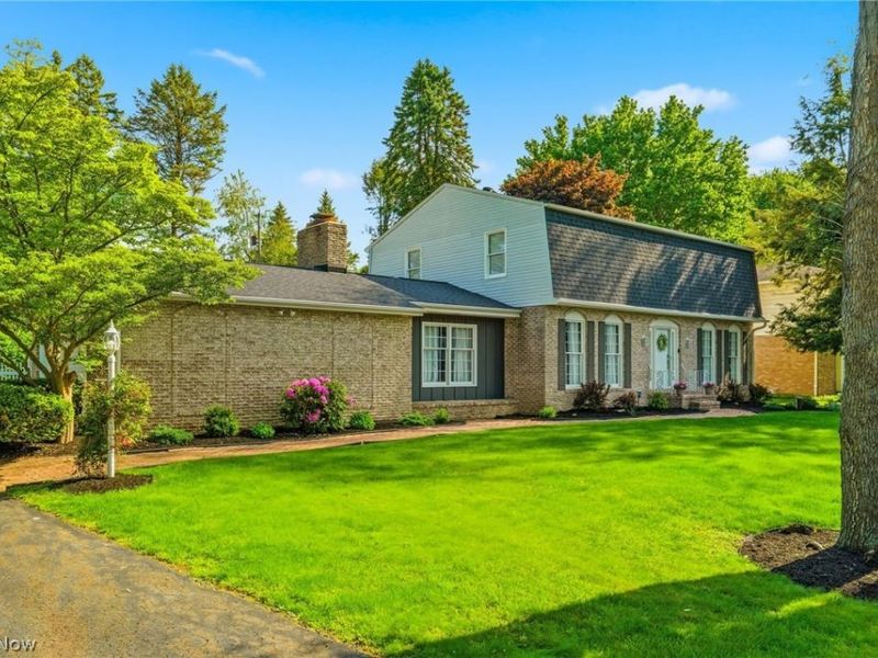 1471 Stonington Road NW, North Canton, OH 44720 Photo 3
