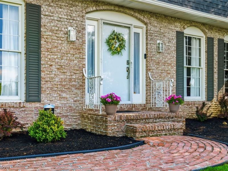 1471 Stonington Road NW, North Canton, OH 44720 Photo 6