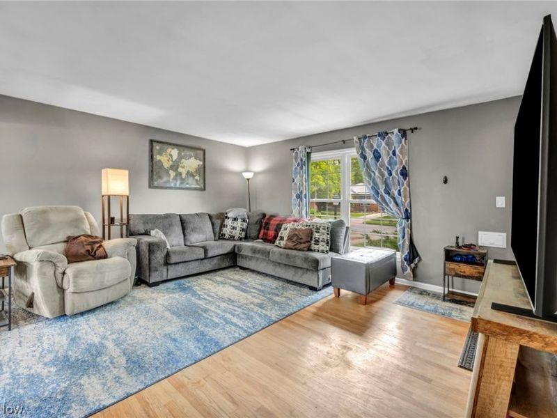 4266 Grannis Road, Fairview Park, OH 44126 Photo 10