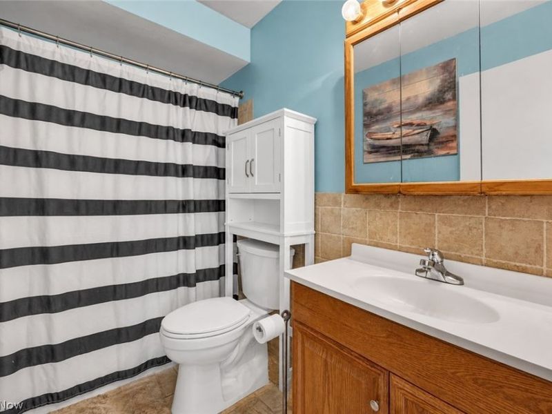 4266 Grannis Road, Fairview Park, OH 44126 Photo 6