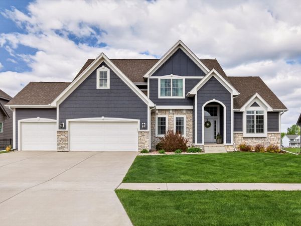 506 SW Driftwood Drive, Ankeny, IA 50023