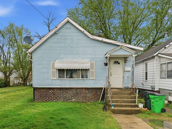 113 15th Street NW, Barberton, OH 44203
