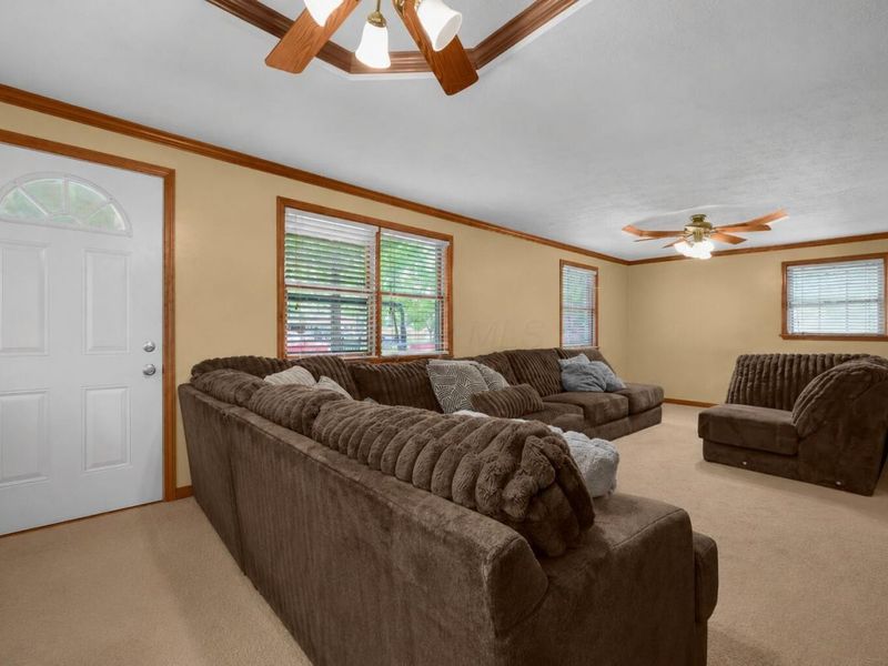 4993 Dimson Drive N, Columbus, OH 43213 Photo 6