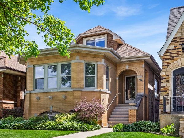 1719 N Newcastle Avenue , Chicago, IL 60707