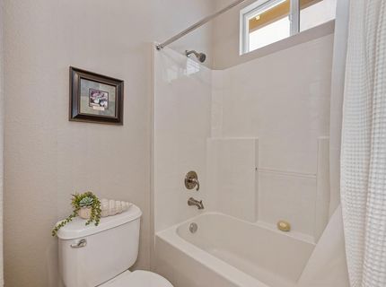 216 Needle Ct, Roseville, CA 95678 Photo