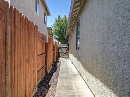 216 Needle Ct, Roseville, CA 95678 Photo