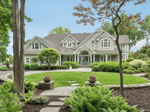 6 Pheasant Run, Nissequogue, NY 11780