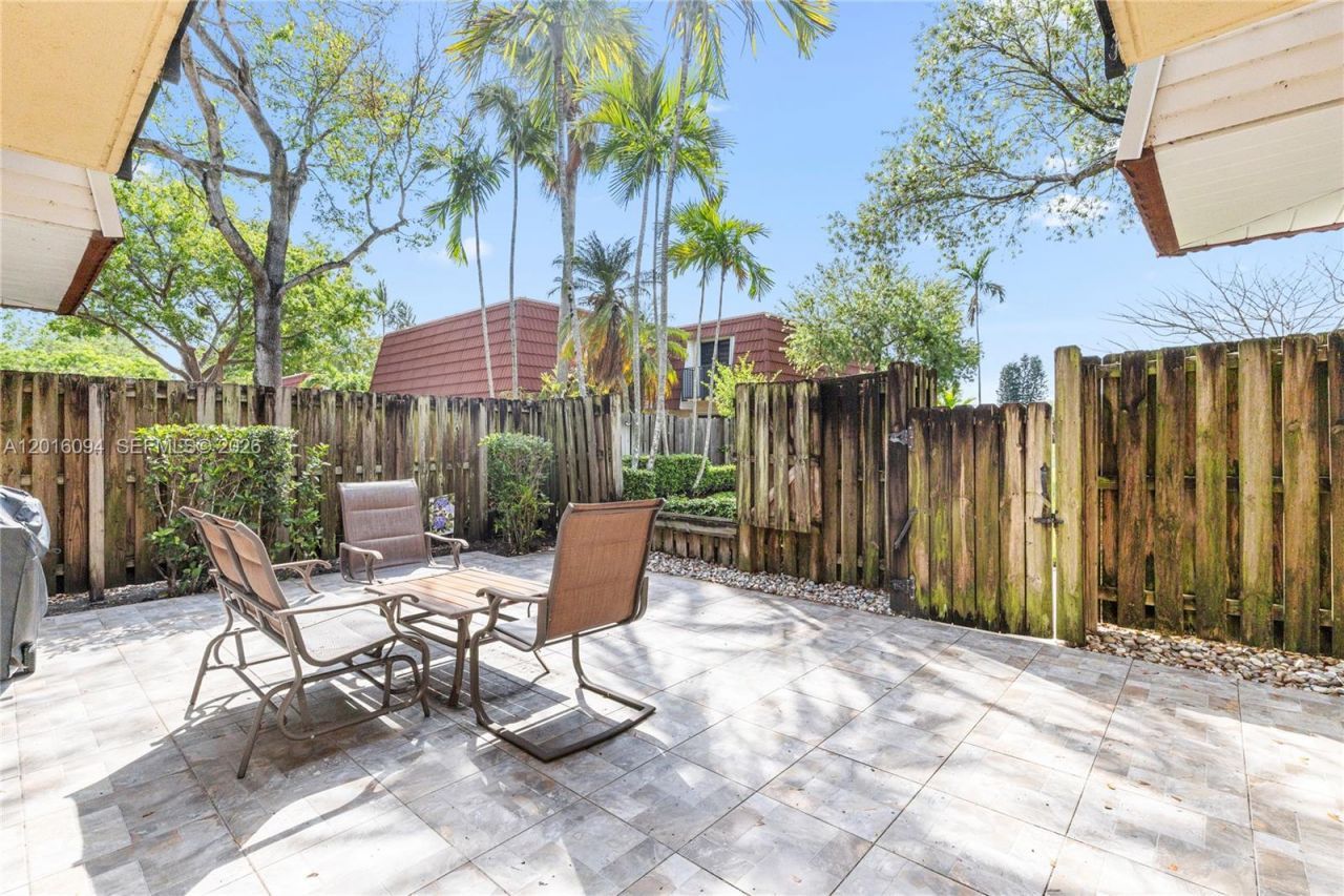 9950 NW 6th Pl , Plantation, FL 33324 Photo