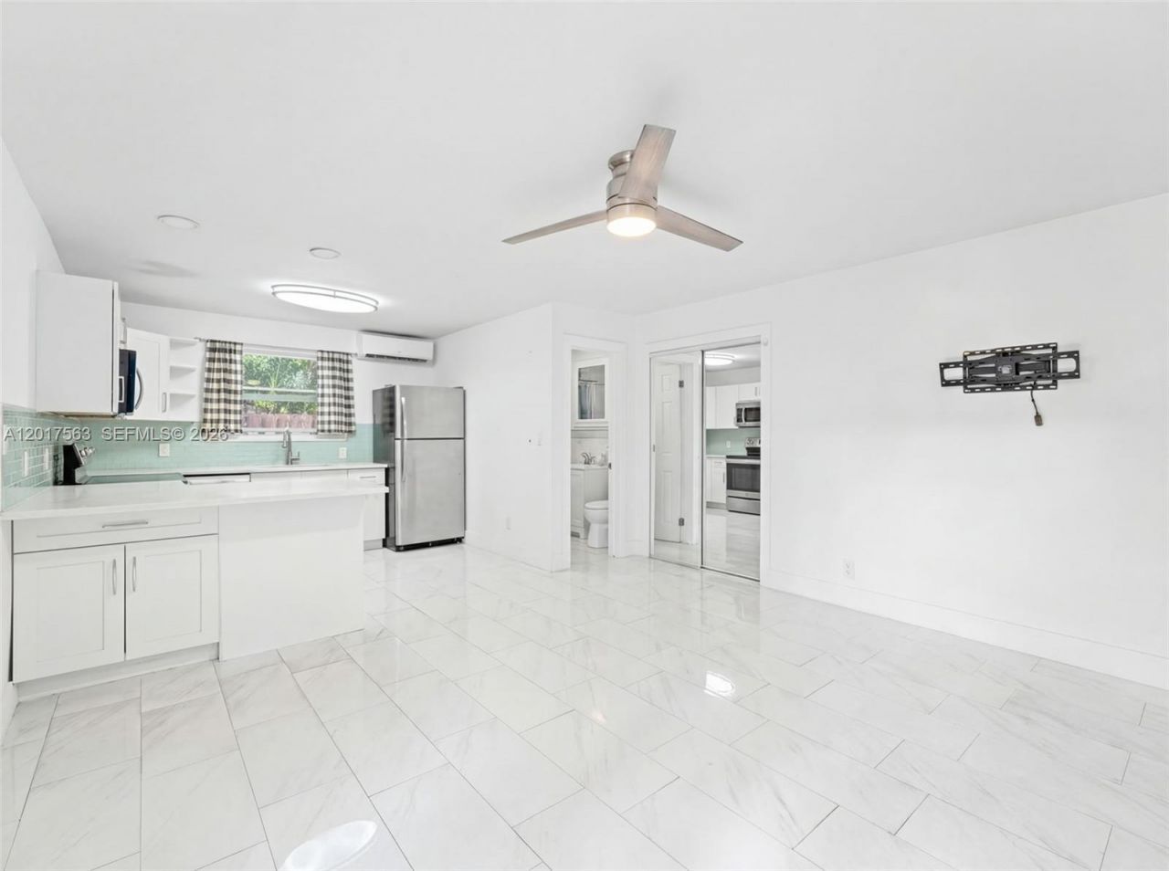 1432 NE 5th Ave , Fort Lauderdale, FL 33304 Photo