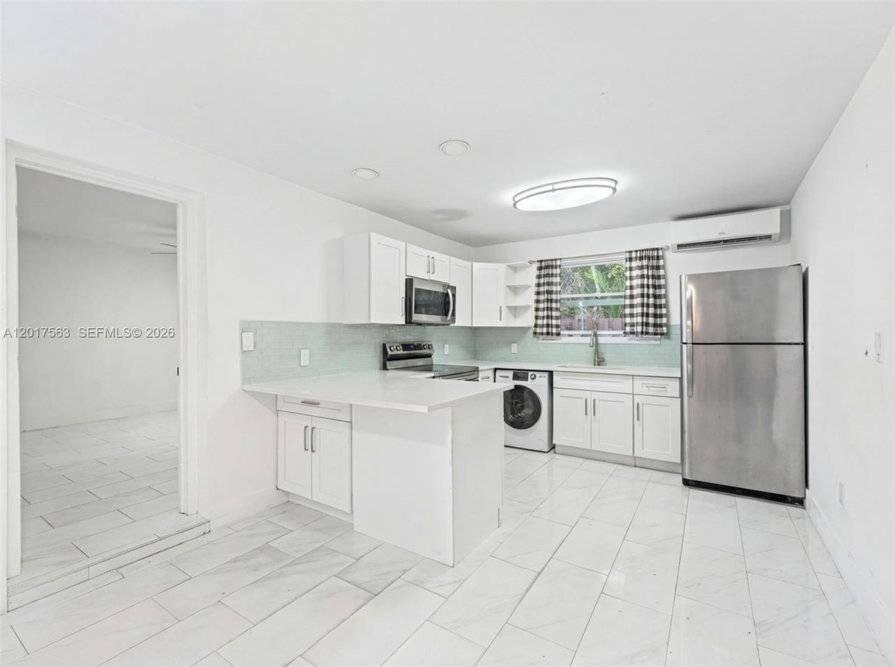 1432 NE 5th Ave , Fort Lauderdale, FL 33304 Photo