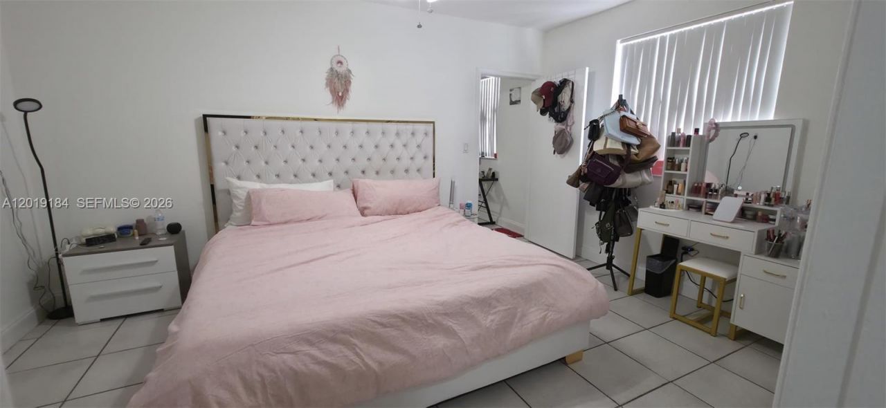 3285 NW 98th St, Unit 1, Miami, FL 33147 Photo