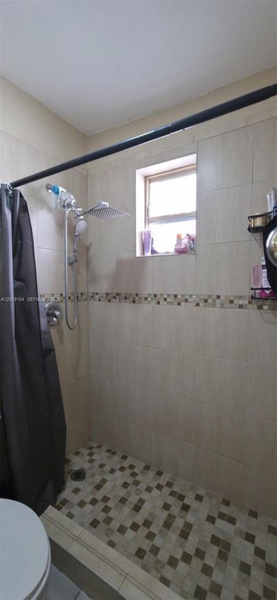 3285 NW 98th St, Unit 1, Miami, FL 33147 Photo