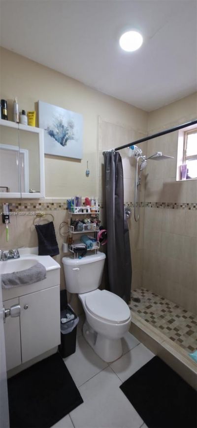 3285 NW 98th St, Unit 1, Miami, FL 33147 Photo