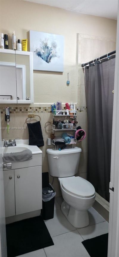 3285 NW 98th St, Unit 1, Miami, FL 33147 Photo