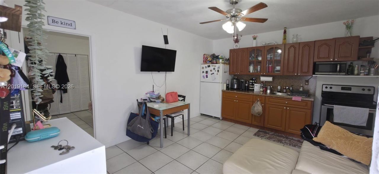 3285 NW 98th St, Unit 1, Miami, FL 33147 Photo