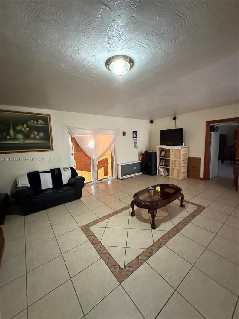 19650 SW 117th Ave, Miami, FL 33177 Photo