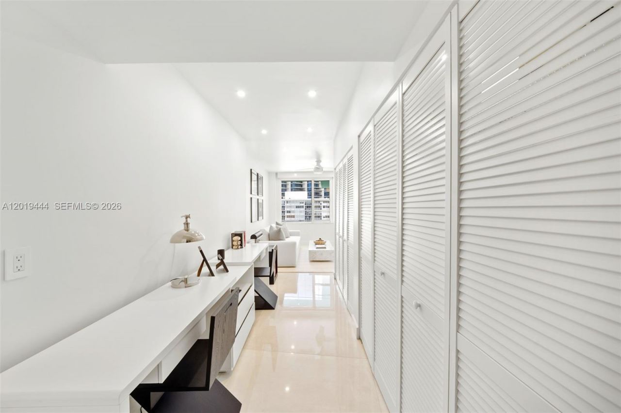 5255 Collins Ave , Unit 8F, Miami Beach, FL 33140 Photo