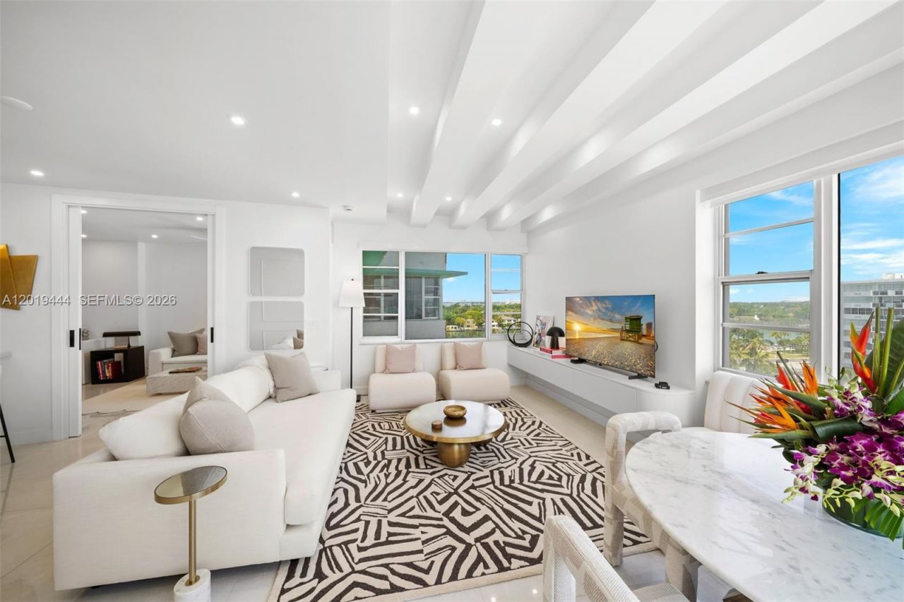 5255 Collins Ave , Unit 8F, Miami Beach, FL 33140 Photo