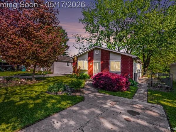 2628 Sinclair Avenue, Waterford Twp, MI 48328