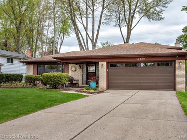 19780 Butternut Lane, Southfield, MI 48076