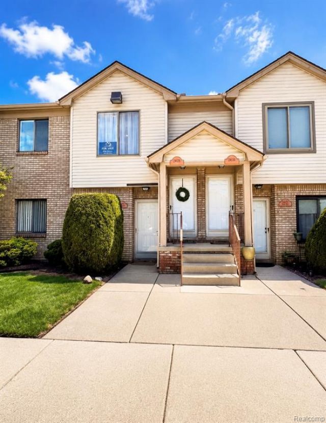 24128 Avon Lane, Clinton Township, MI 48036 Main Photo